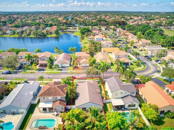 19253 NW 22nd St, Pembroke Pines, FL 33029