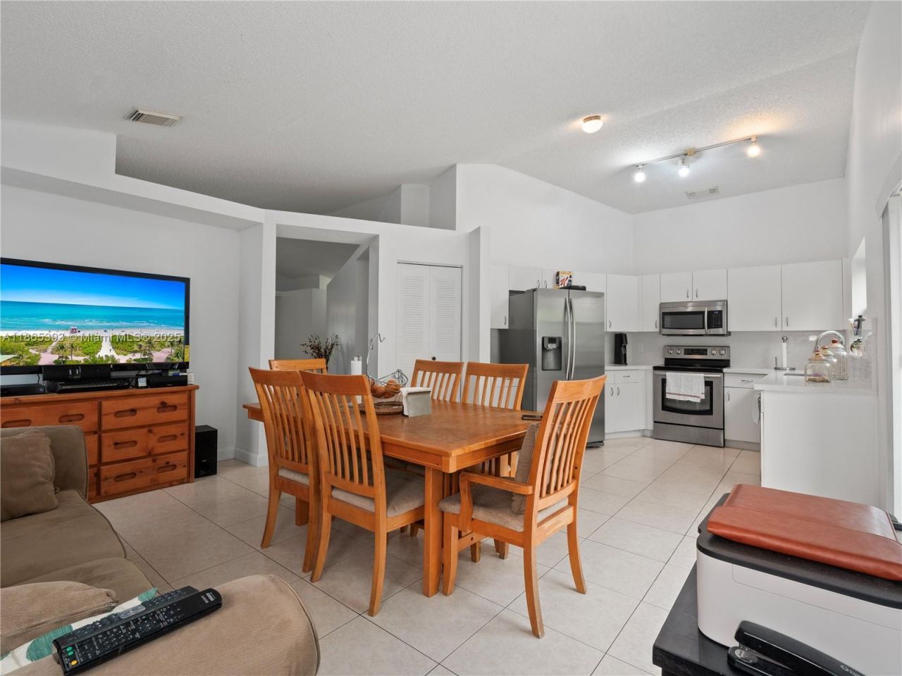 19253 NW 22nd St, Pembroke Pines, FL 33029 Photo