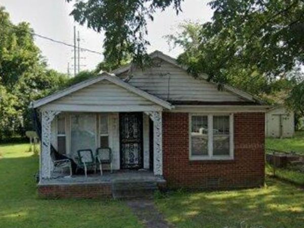 915 SCOTT ST, Dyersburg, TN 38024