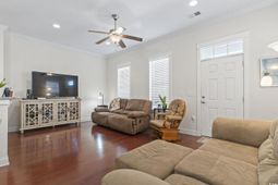 804 Shine Ave. photo 4