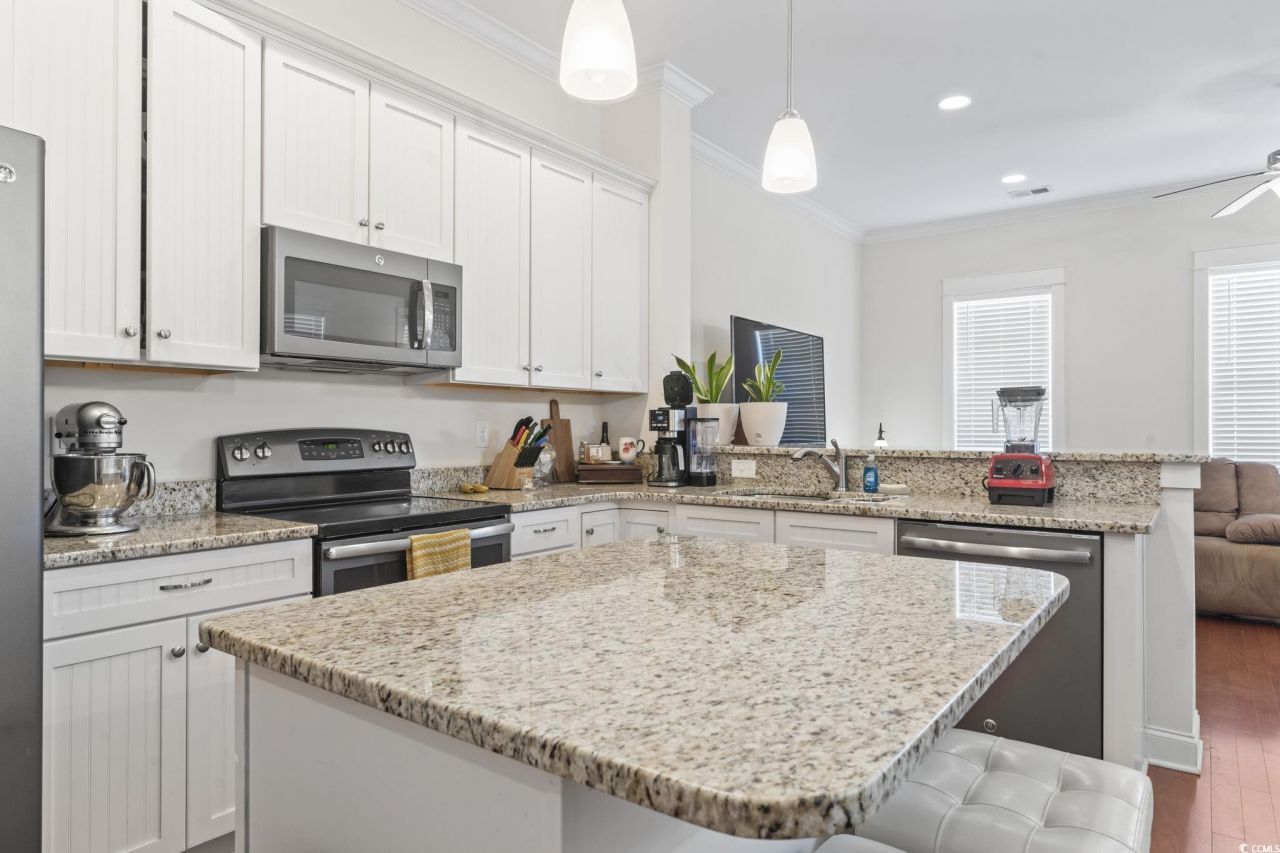 804 Shine Ave. Photo 9