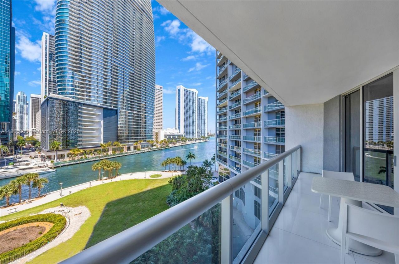 475 Brickell Ave, Unit 712-714, Miami, FL 33131 Photo