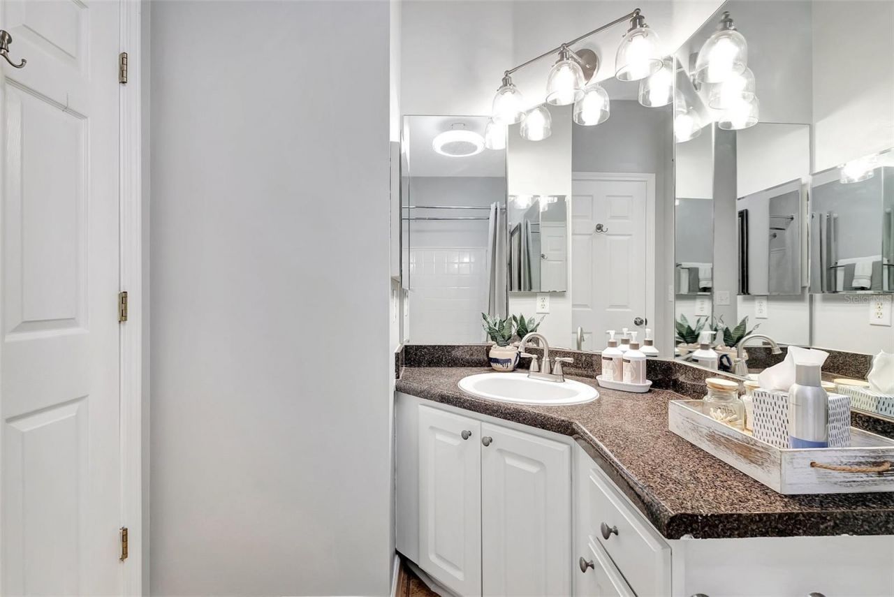 4802 51st Street W, Unit 412, Bradenton, FL 34210 Photo