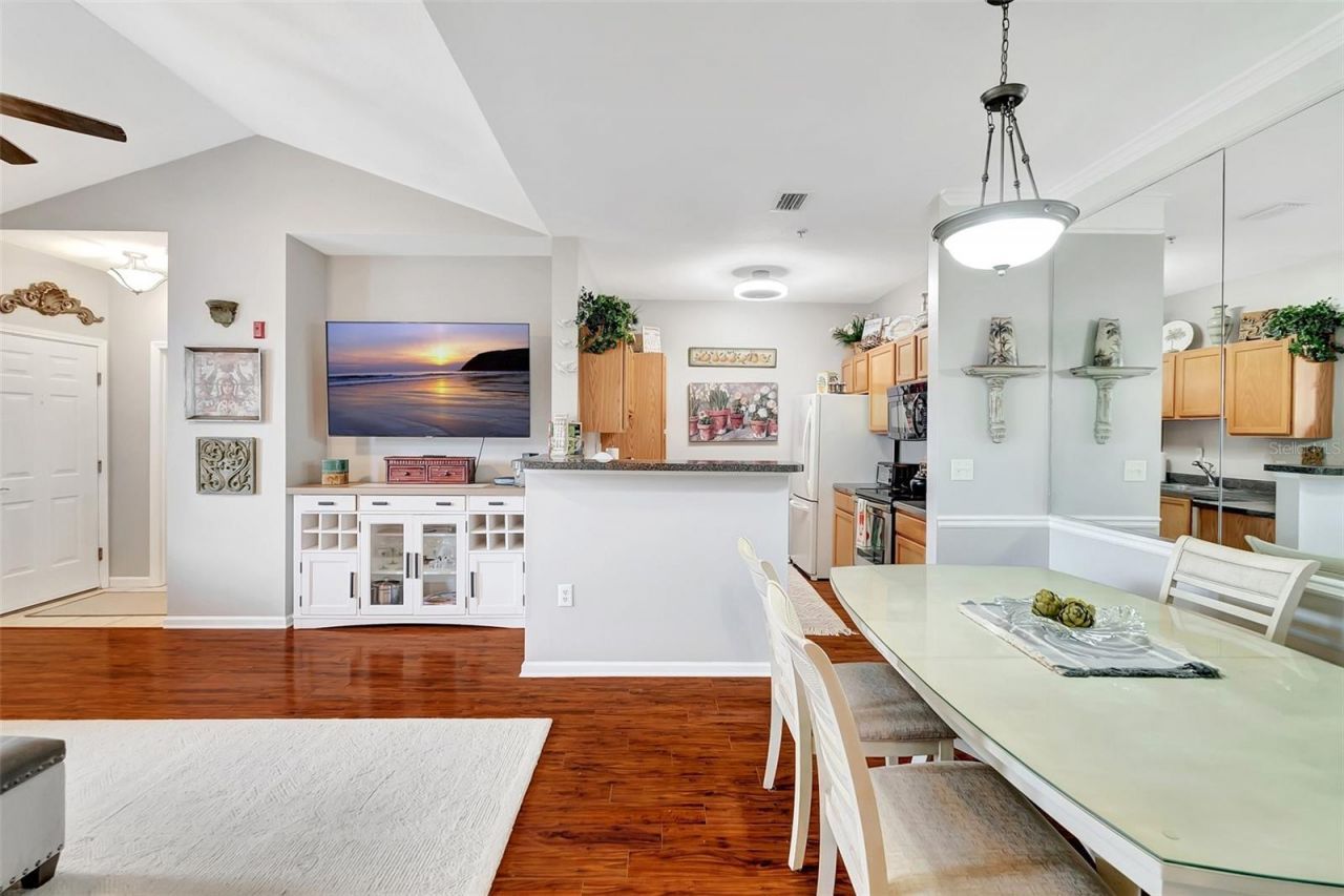 4802 51st Street W, Unit 412, Bradenton, FL 34210 Photo