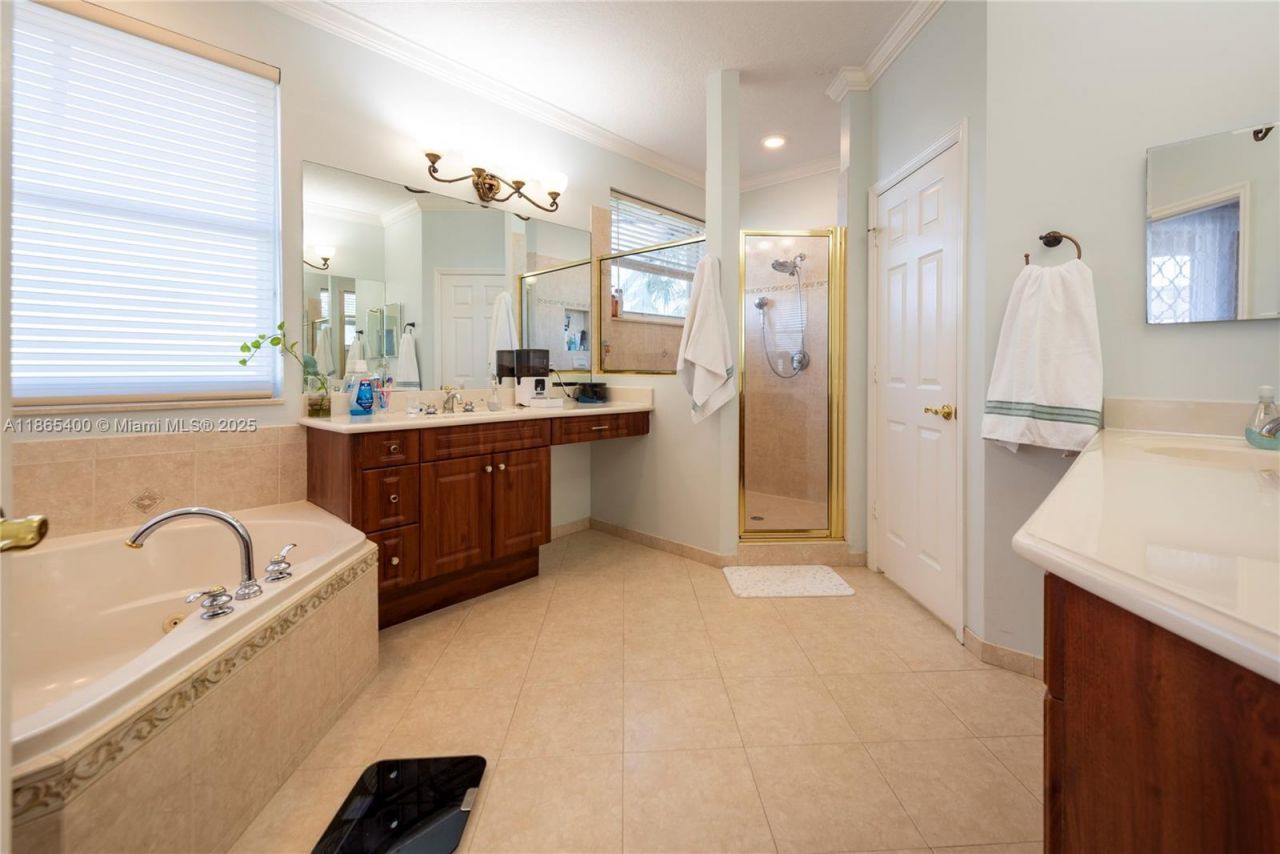 18991 SW 32nd St, Miramar, FL 33029 Photo