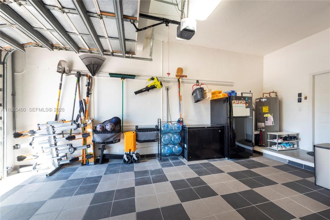 18991 SW 32nd St, Miramar, FL 33029 Photo