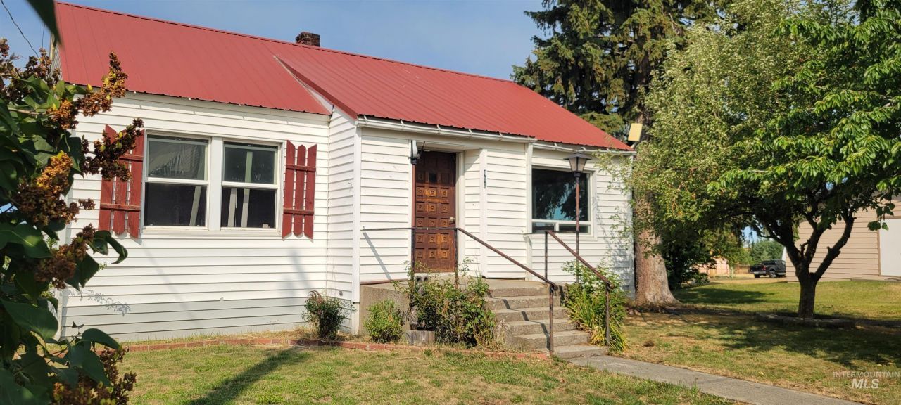 410 N Division Ave, Craigmont, ID 83523 Main Photo