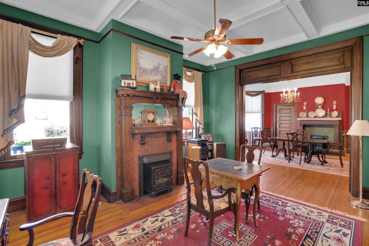 116 N Zion Street Photo 17