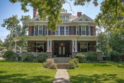 116 N Zion Street photo 4