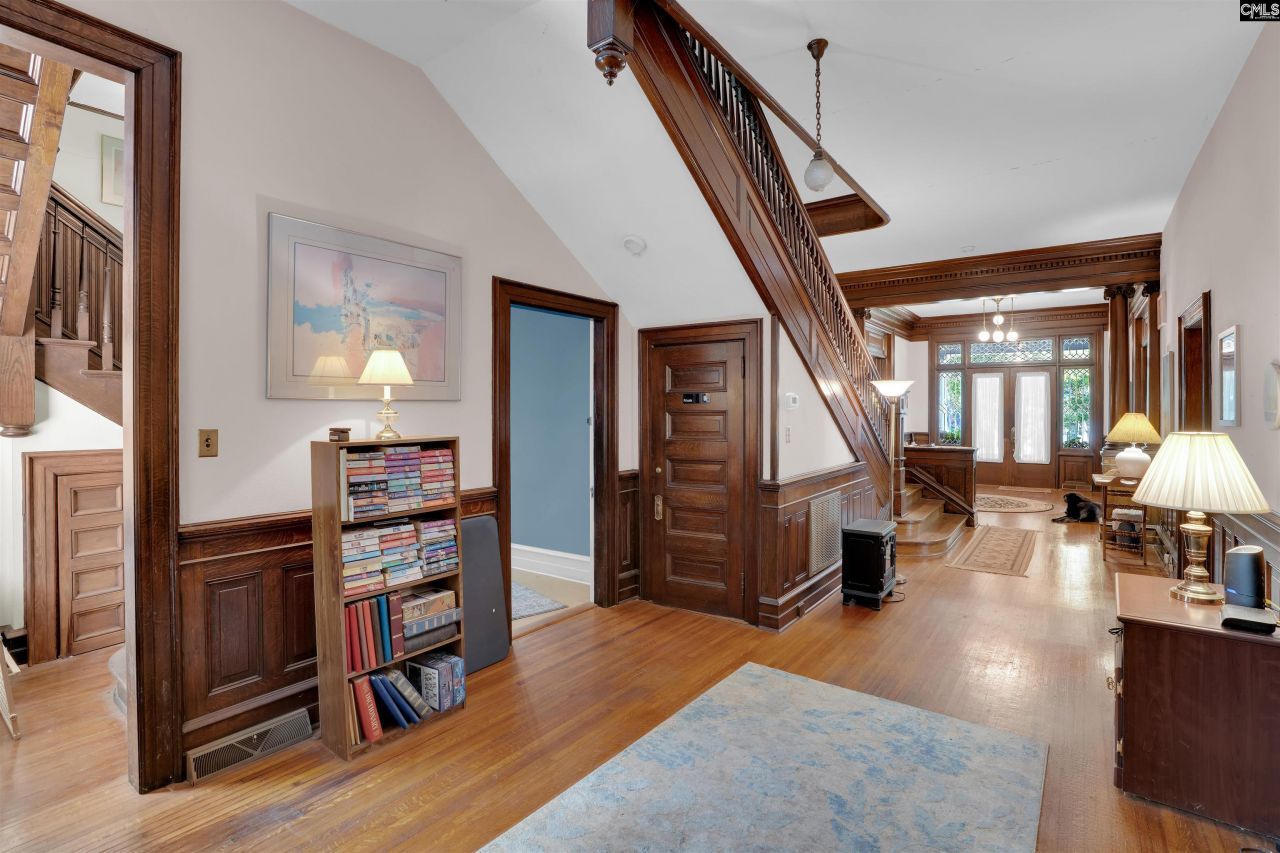 116 N Zion Street Photo 23