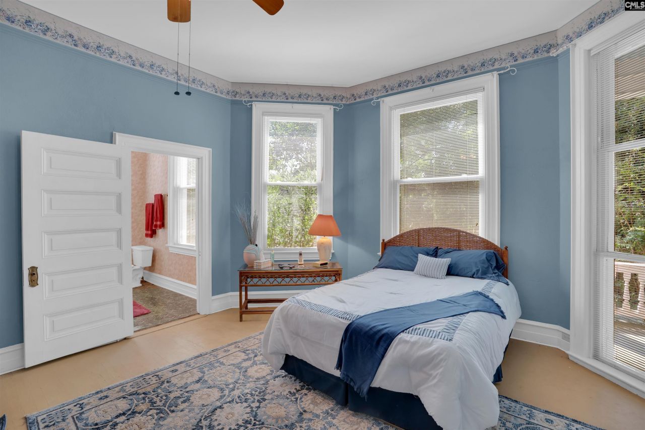 116 N Zion Street Photo 35