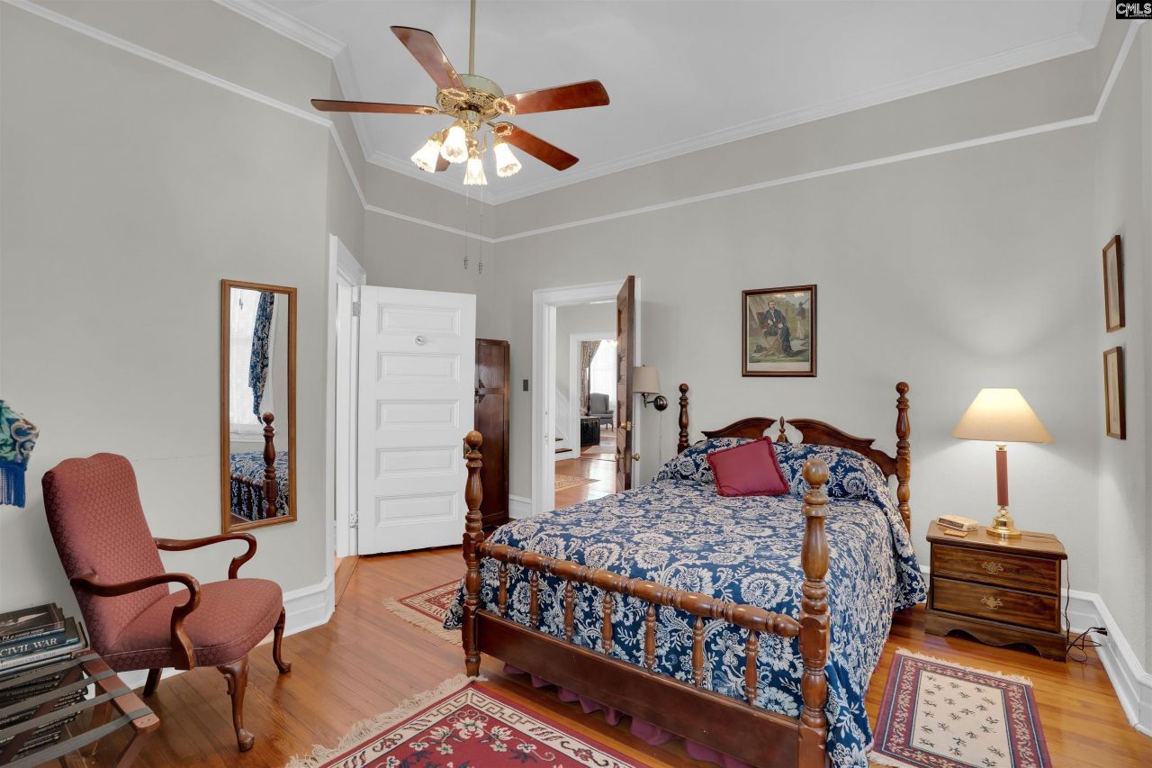 116 N Zion Street Photo 43