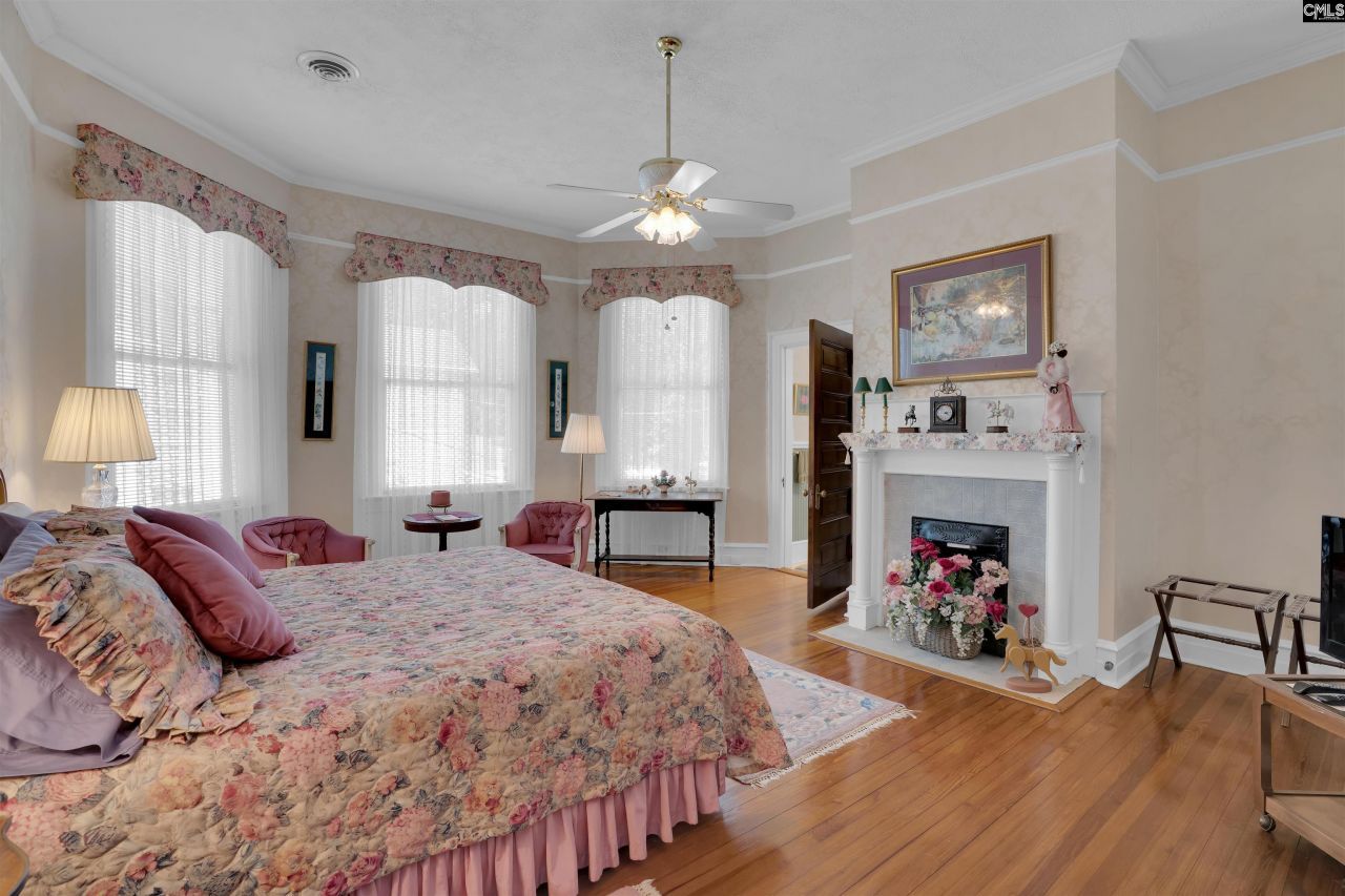 116 N Zion Street Photo 46