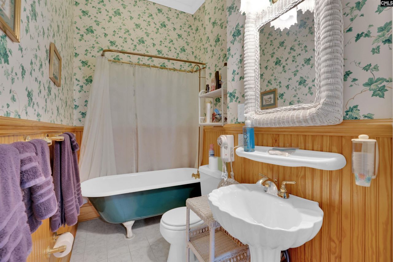 116 N Zion Street Photo 53