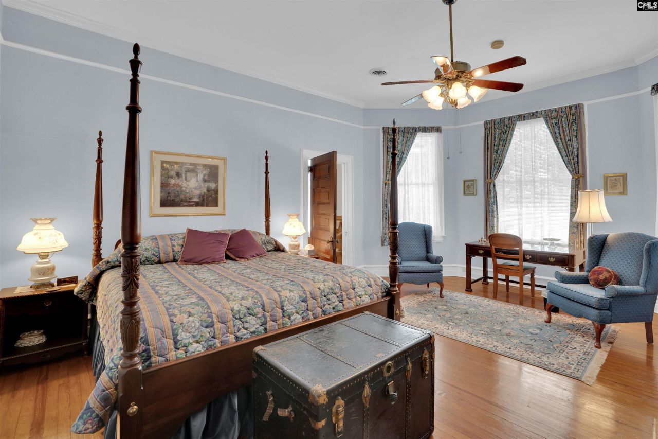 116 N Zion Street Photo 58