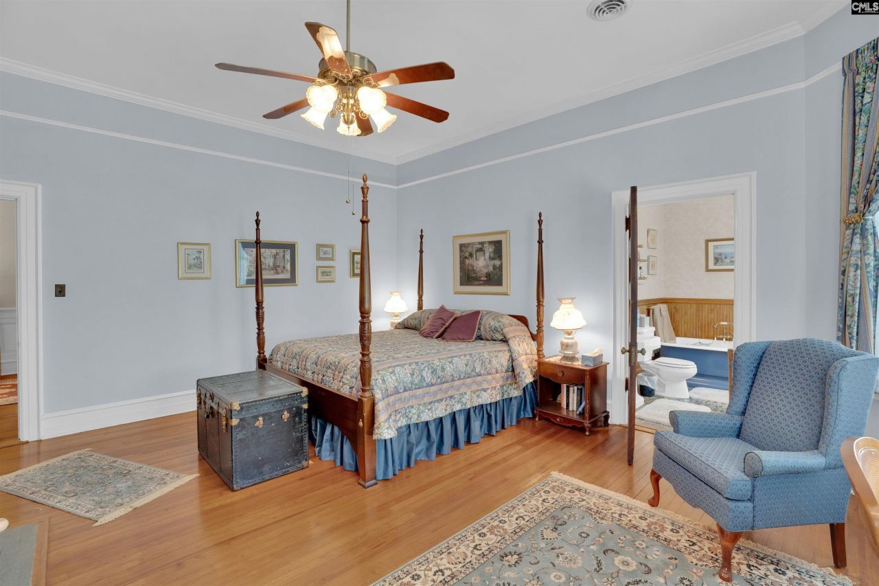 116 N Zion Street Photo 59