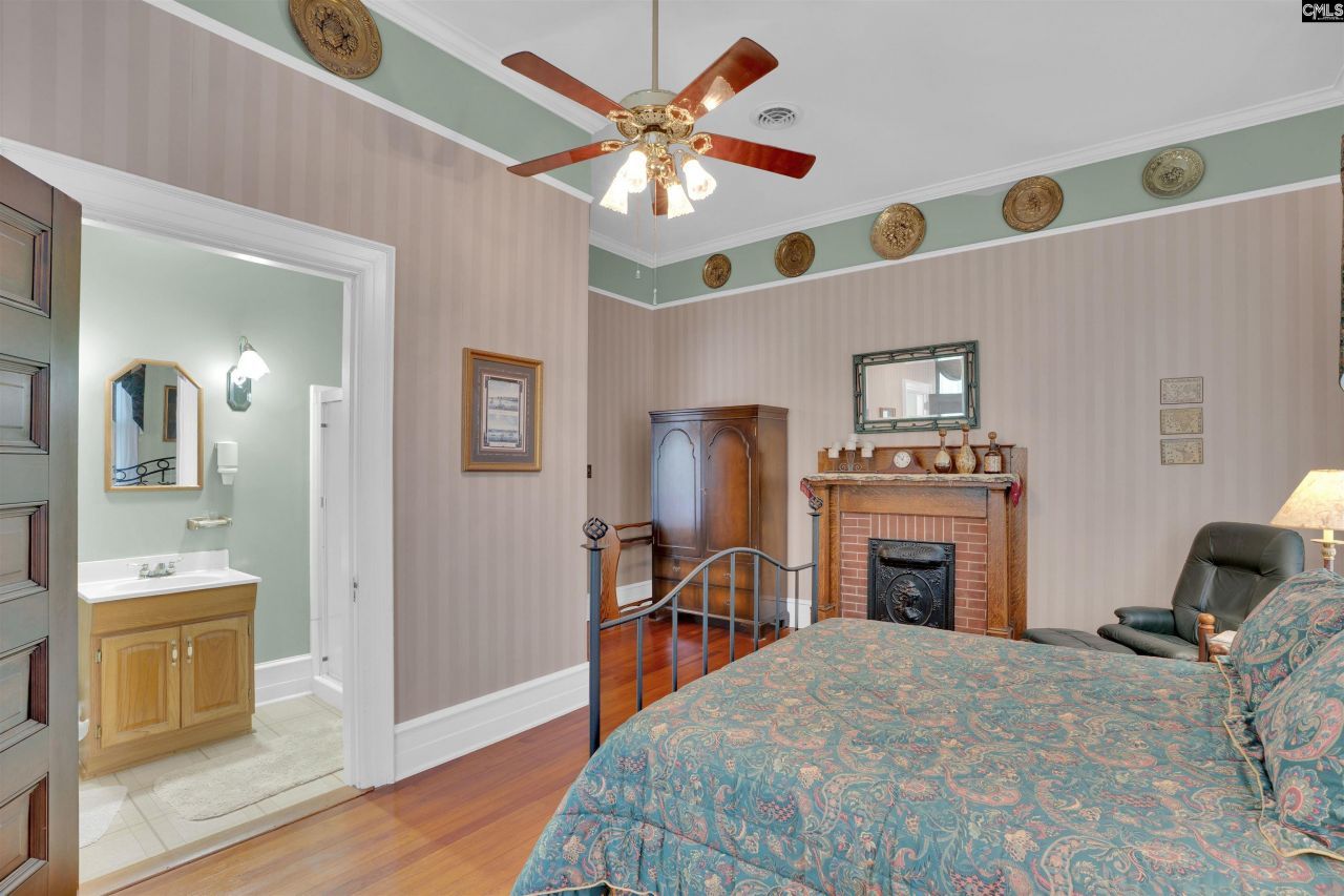 116 N Zion Street Photo 63