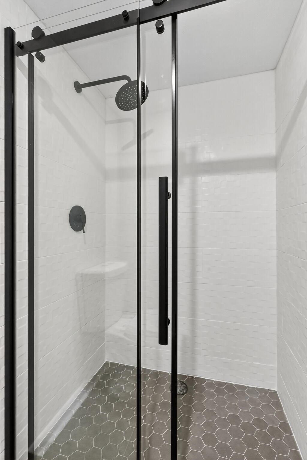 3710 Whitehall Drive, Unit 404, West Palm Beach, FL 33401 Photo