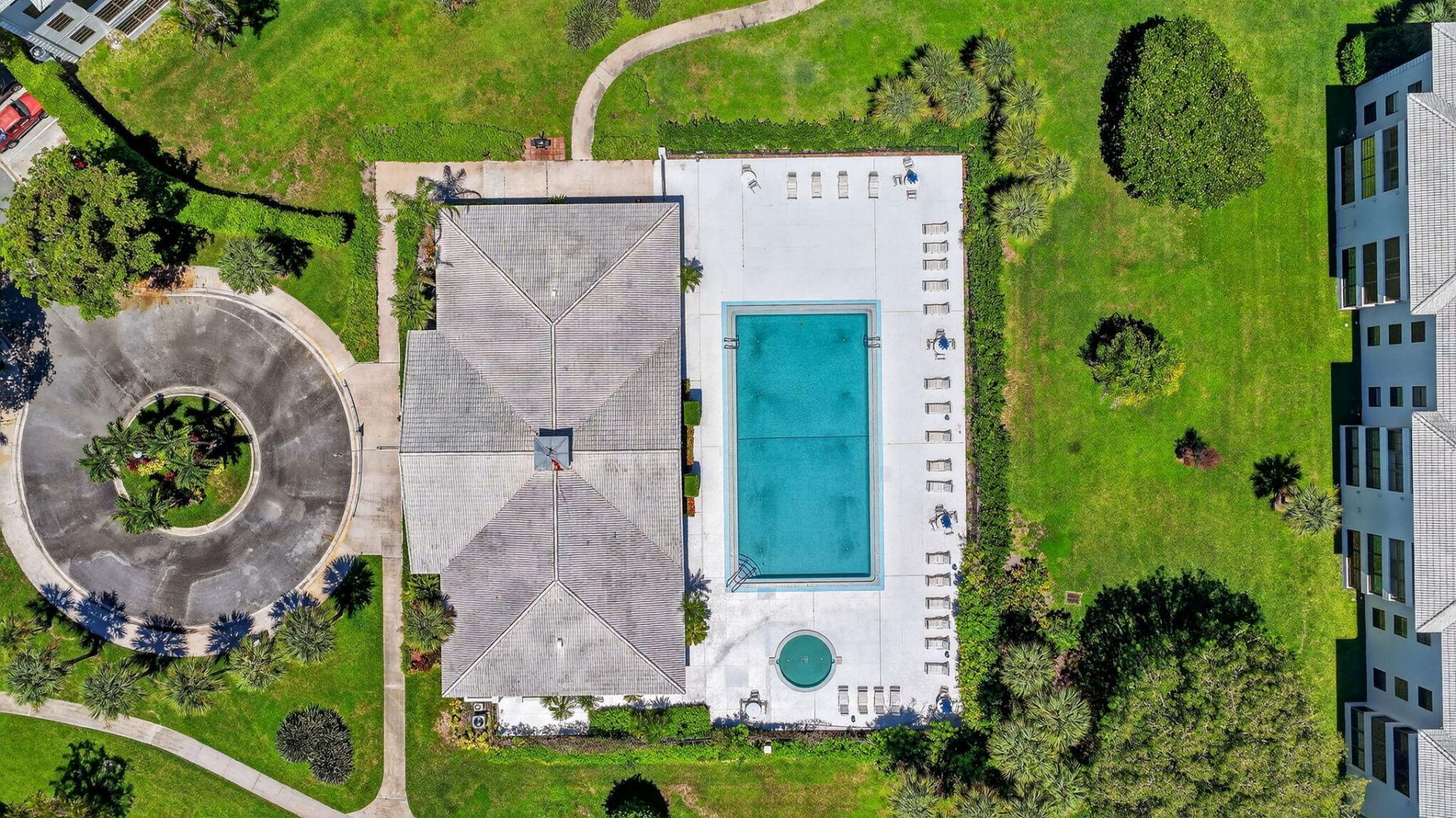 3710 Whitehall Drive, Unit 404, West Palm Beach, FL 33401 Photo