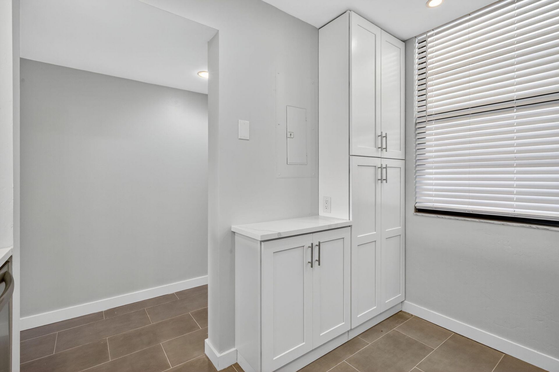 3710 Whitehall Drive, Unit 404, West Palm Beach, FL 33401 Photo