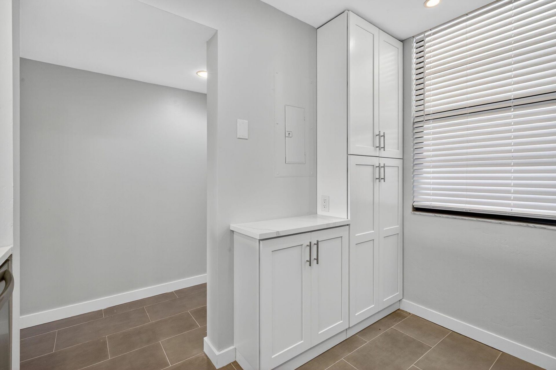 3710 Whitehall Drive, Unit 404, West Palm Beach, FL 33401 Photo