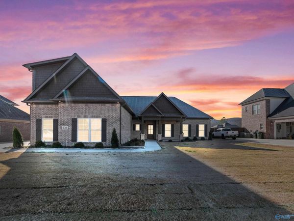 224 Oakland View Drive, Brownsboro, AL 35741