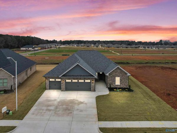 141 Old Forest Road, Meridianville, AL 35759