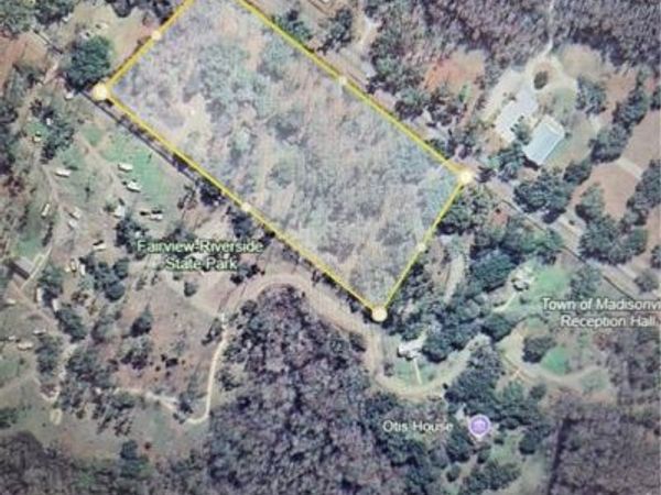 120 FAIRVIEW Drive, Madisonville, LA 70447