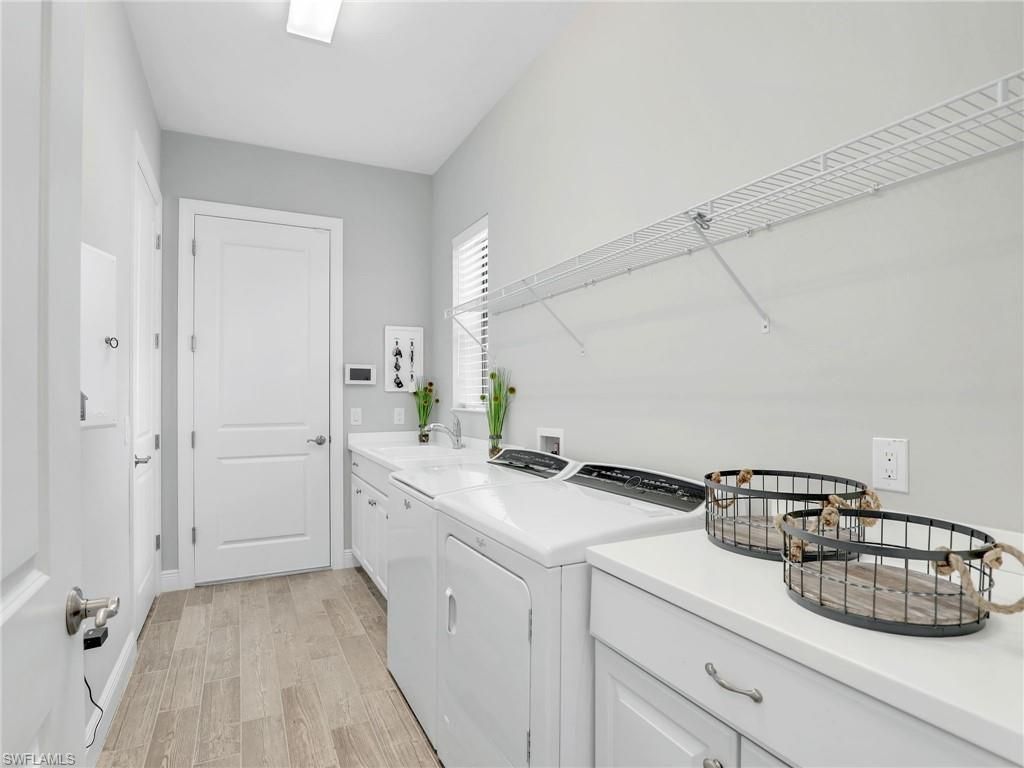 2079 Antigua Ln N, Naples, FL 34120 Photo