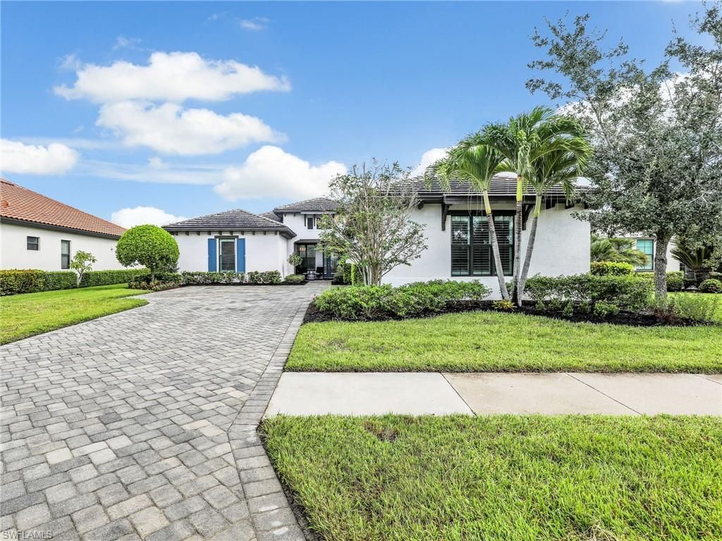 2079 Antigua Ln N, Naples, FL 34120 Photo