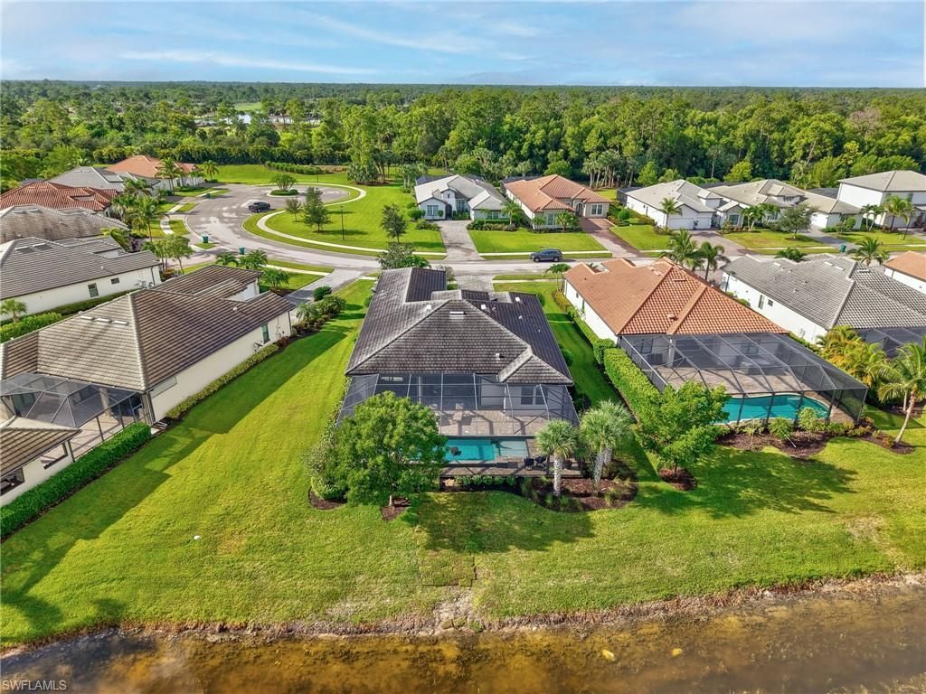 2079 Antigua Ln N, Naples, FL 34120 Photo