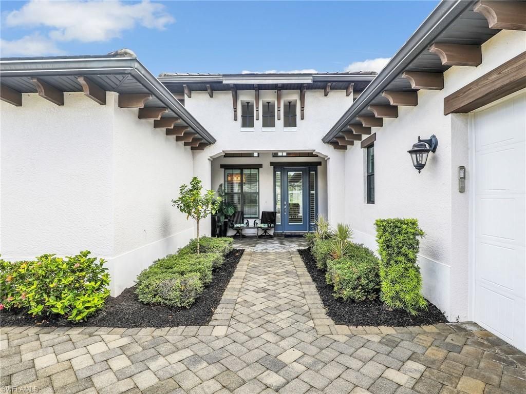 2079 Antigua Ln N, Naples, FL 34120 Photo