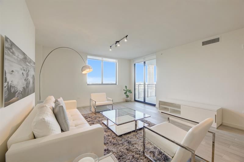 999 SW 1st Avenue, Unit 2913, Miami, FL 33130 Photo