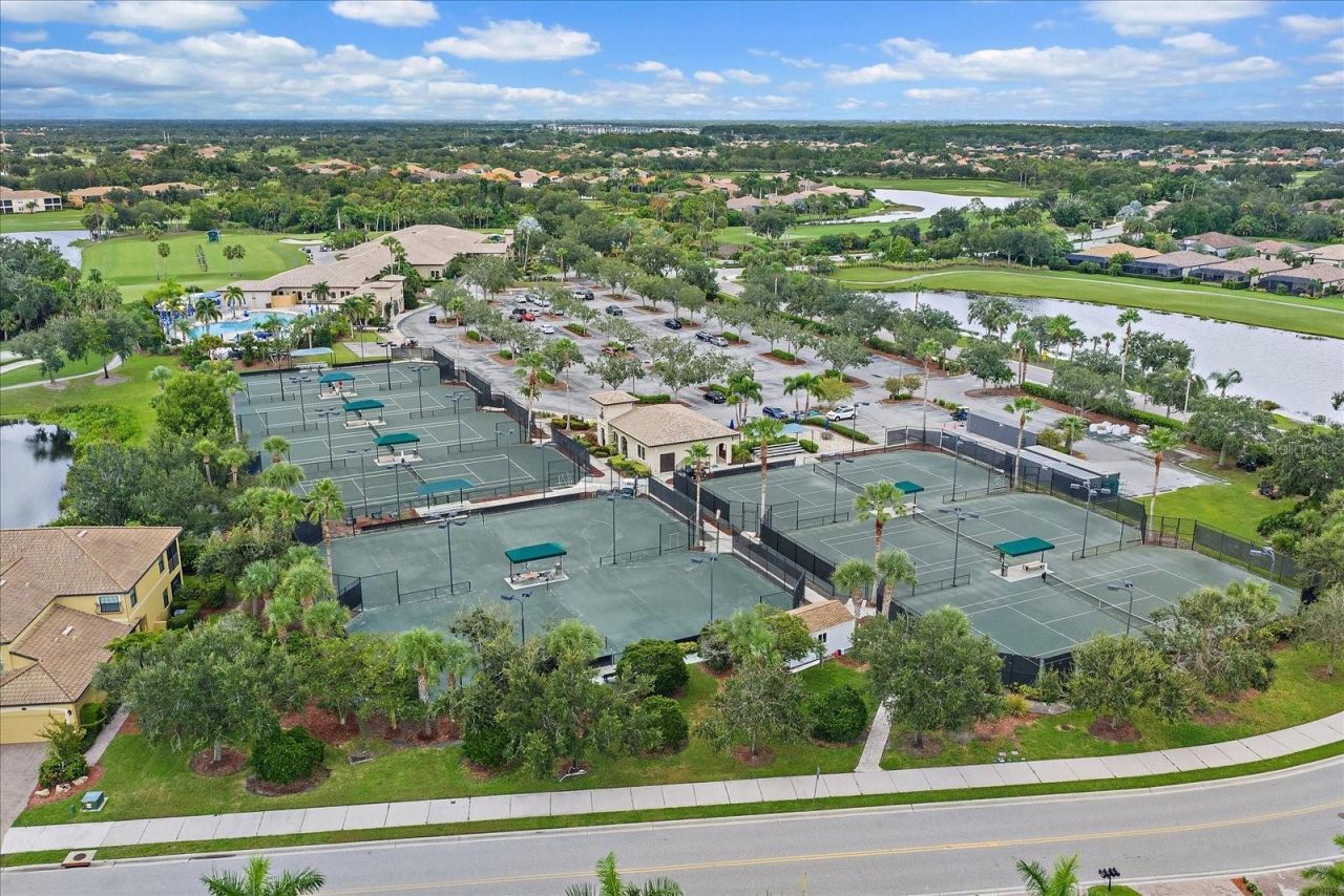 131 River Enclave Court, Bradenton, FL 34212 Photo