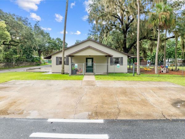 102 S HIGHLAND STREET, BUSHNELL, FL 33513