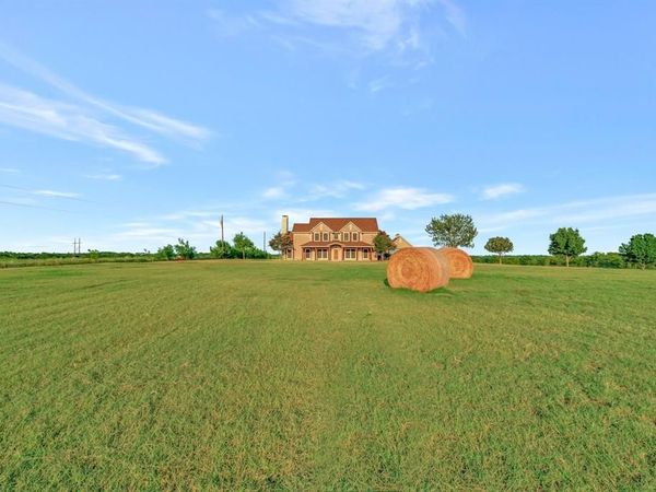 1810 Longbranch Road, Waxahachie, TX 76065