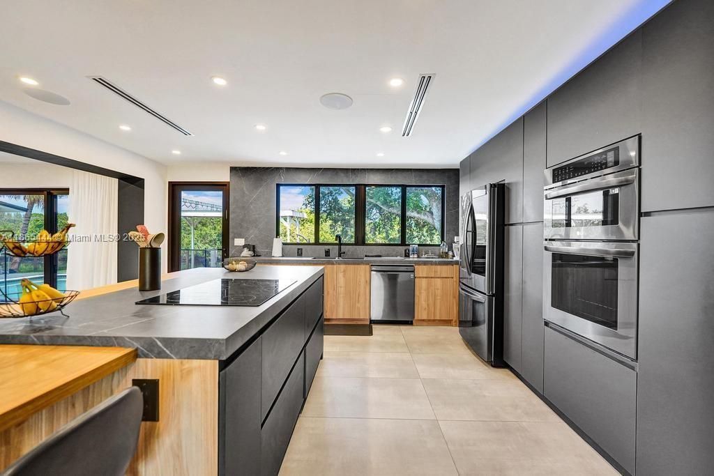 4660 SW 37th Ave, Dania Beach, FL 33312 Photo