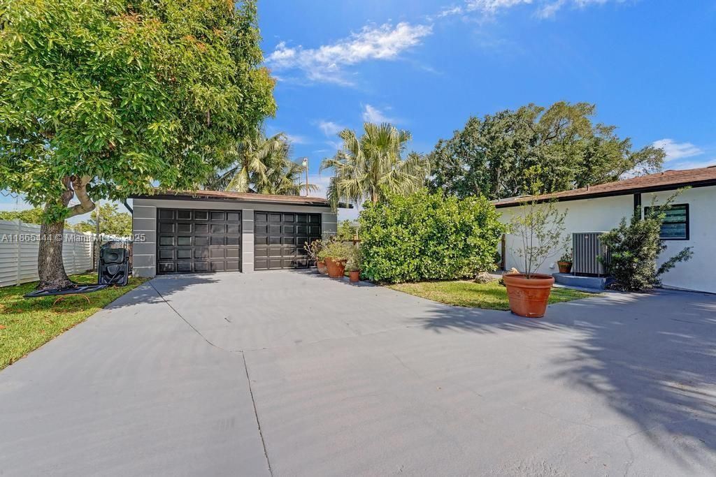 4660 SW 37th Ave, Dania Beach, FL 33312 Photo