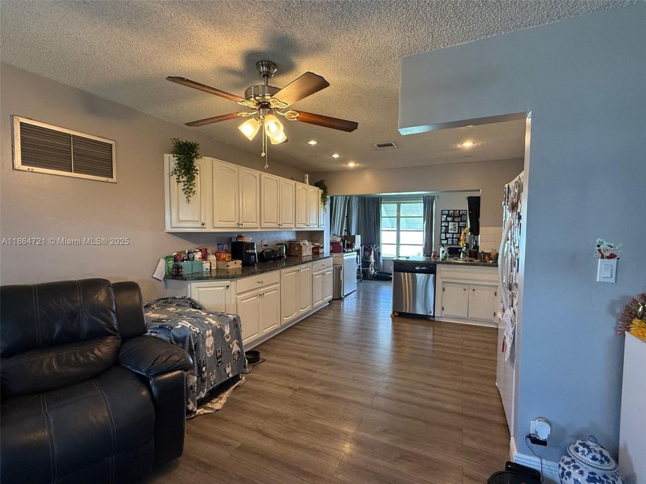 2701 NW 52nd Ct, Tamarac, FL 33309 Photo