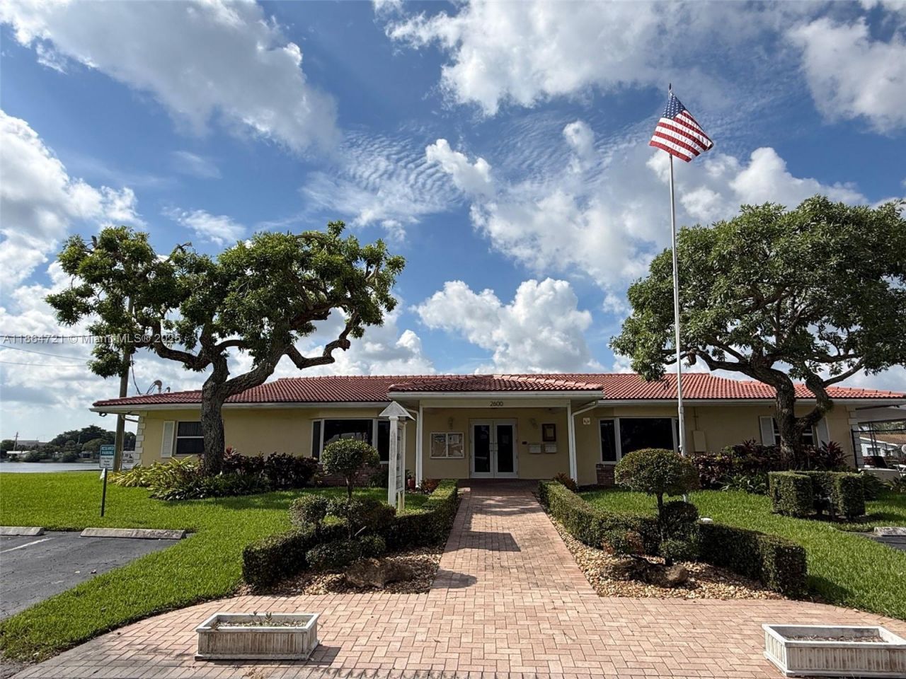 2701 NW 52nd Ct, Tamarac, FL 33309 Photo