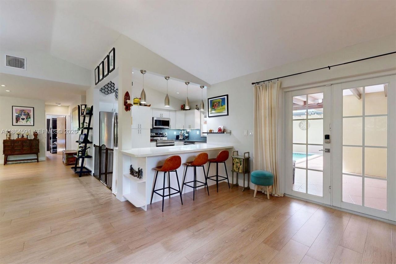 17625 SW 91st Ave., Palmetto Bay, FL 33157 Photo