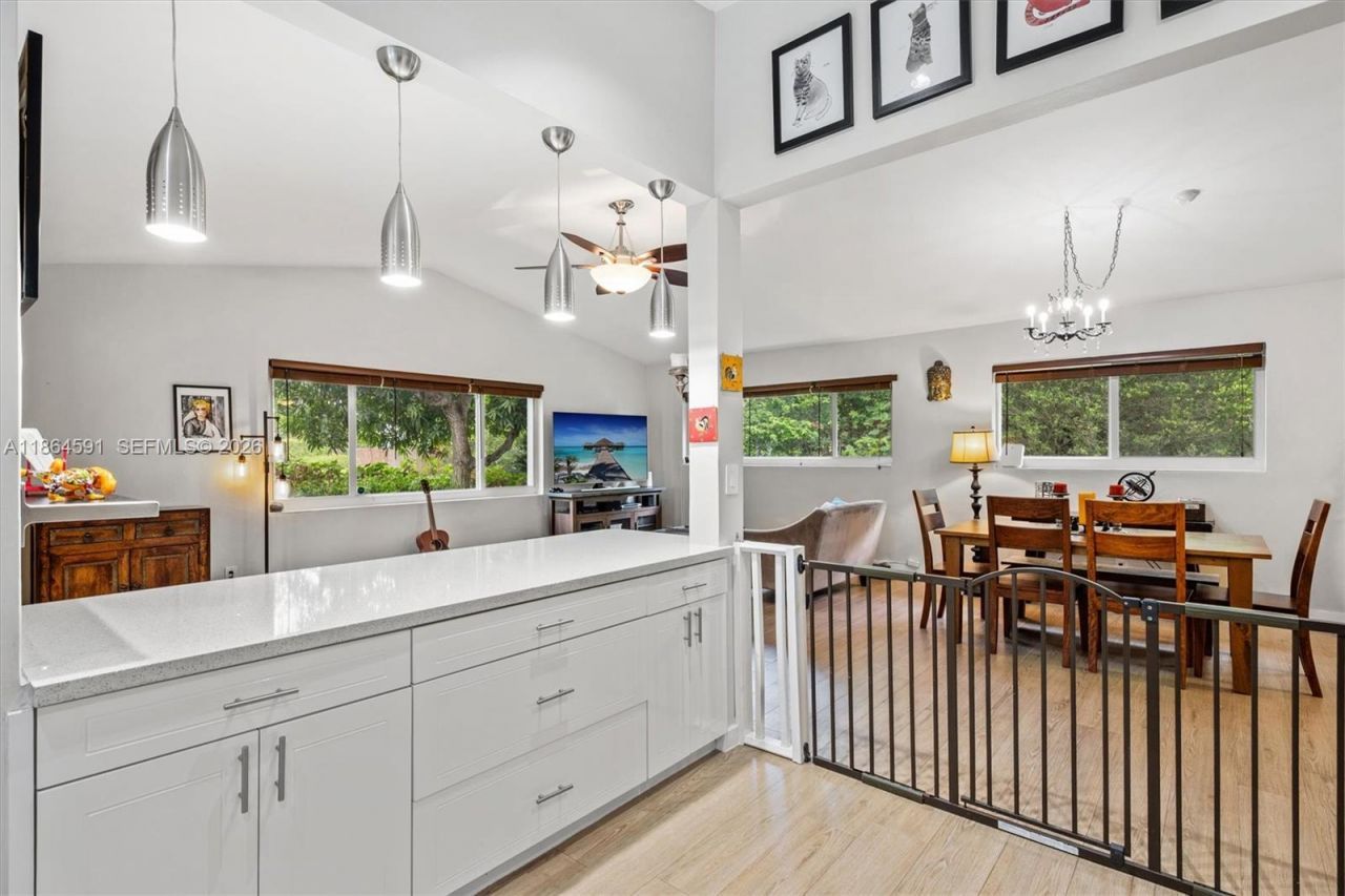 17625 SW 91st Ave., Palmetto Bay, FL 33157 Photo