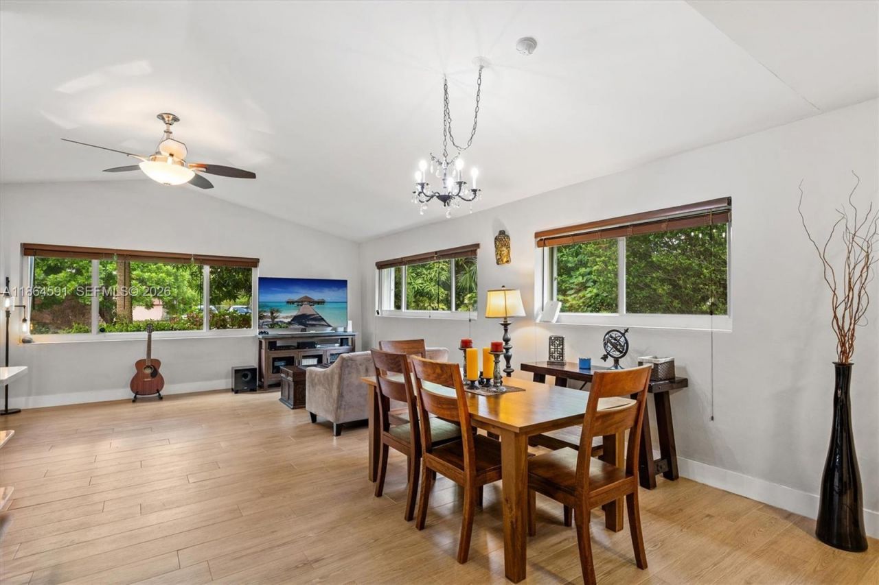 17625 SW 91st Ave., Palmetto Bay, FL 33157 Photo