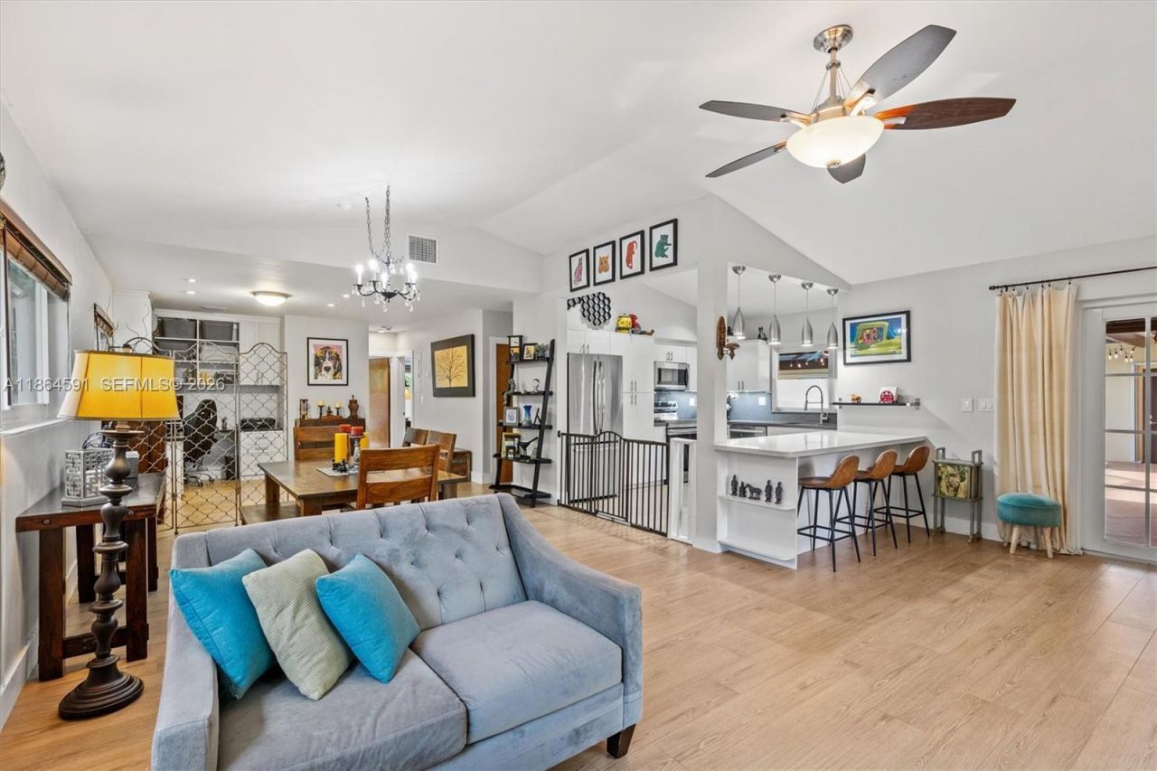 17625 SW 91st Ave., Palmetto Bay, FL 33157 Photo