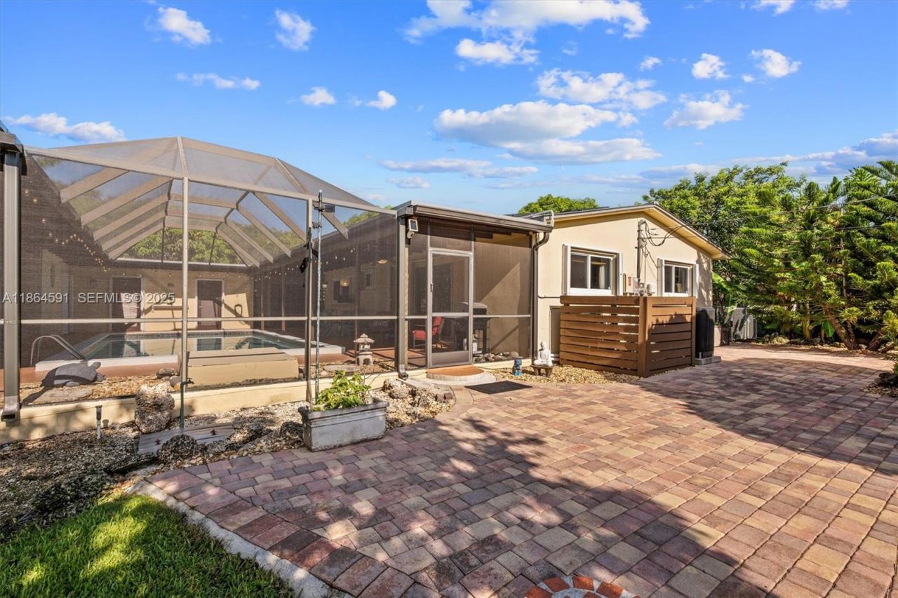 17625 SW 91st Ave., Palmetto Bay, FL 33157 Photo