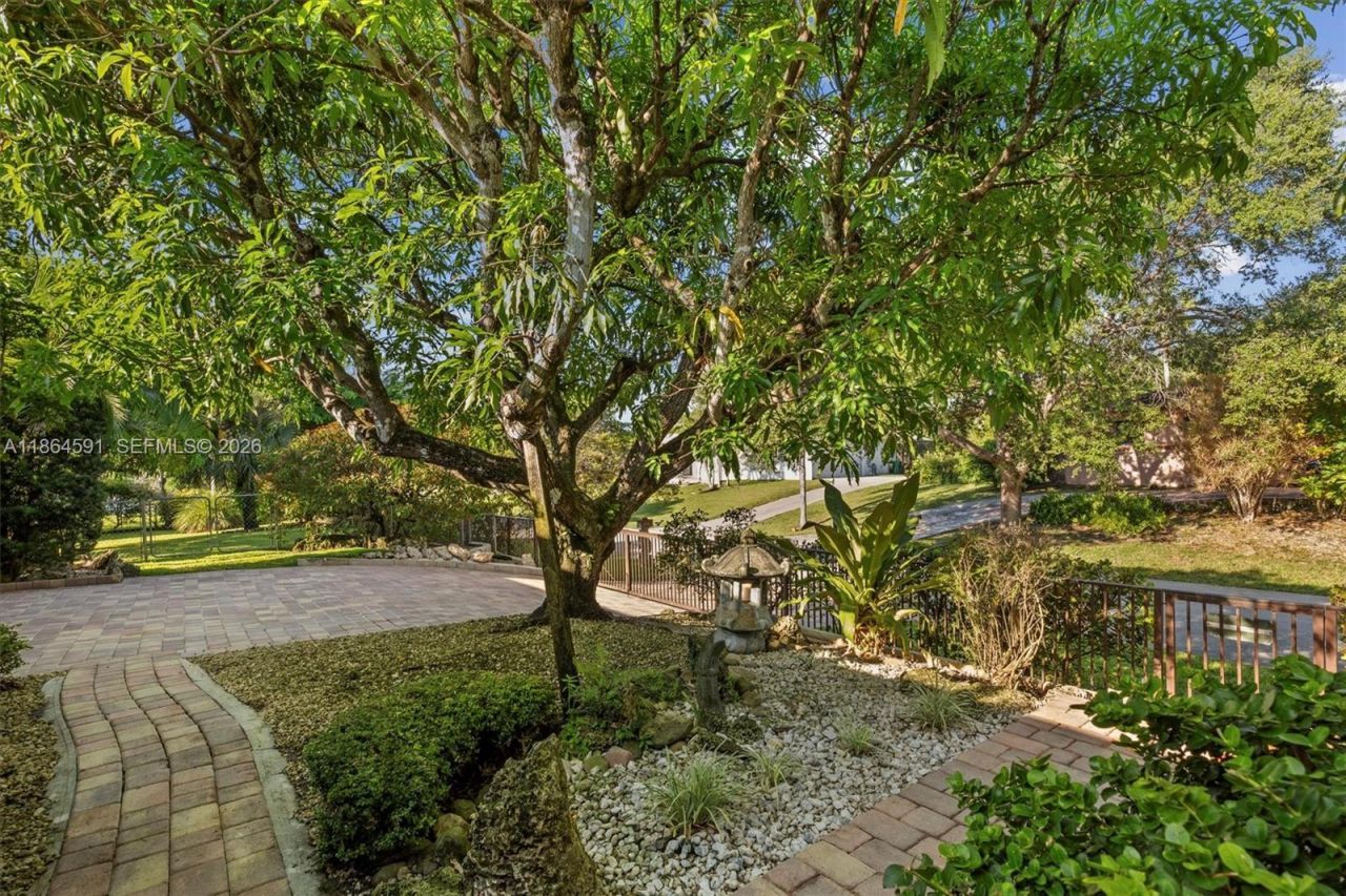 17625 SW 91st Ave., Palmetto Bay, FL 33157 Photo