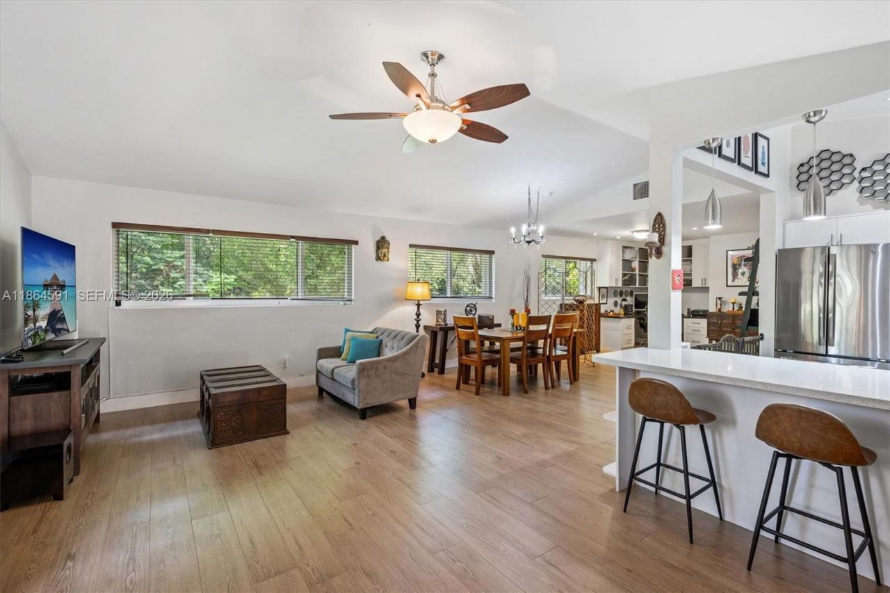 17625 SW 91st Ave., Palmetto Bay, FL 33157 Photo