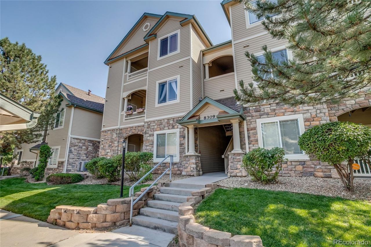 8309 S Independence Circle, Unit 203, Littleton, CO 80128 Main Photo