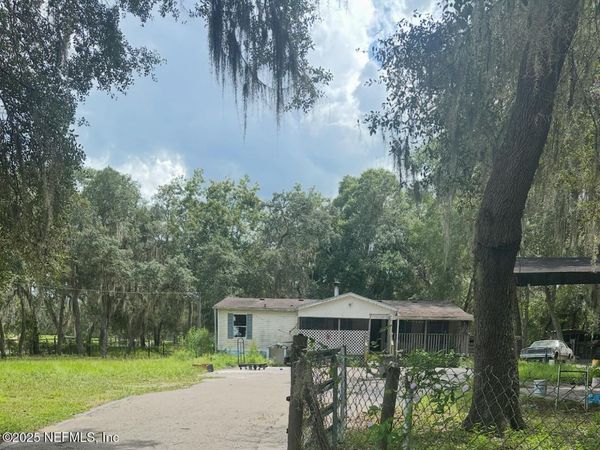 1752 BELLAMY Road, Florahome, FL 32140