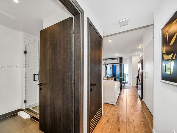 398 NE 5, Unit 4416, Miami, FL 33132